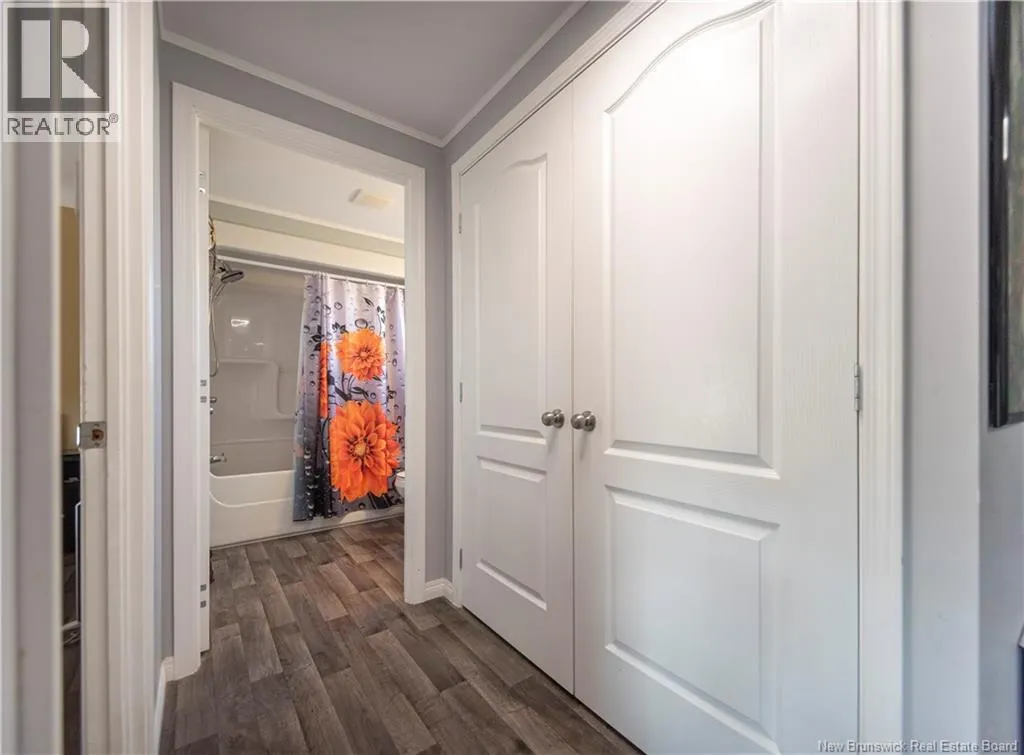 60 Hemingway Lane