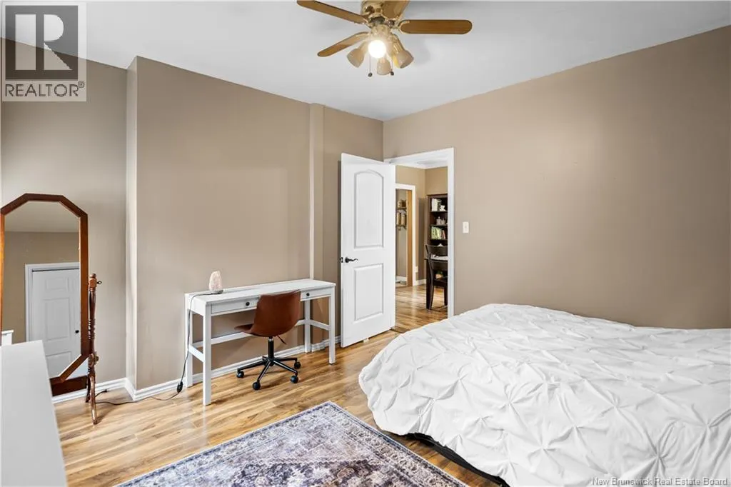 1120 Model Avenue