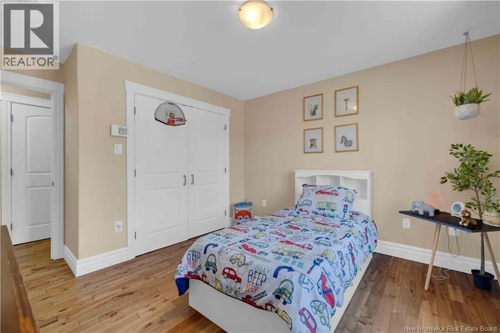 10 Maplecrest Drive