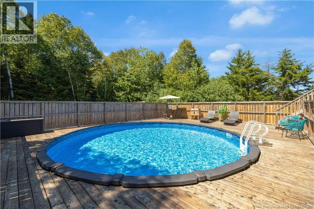 10 Maplecrest Drive