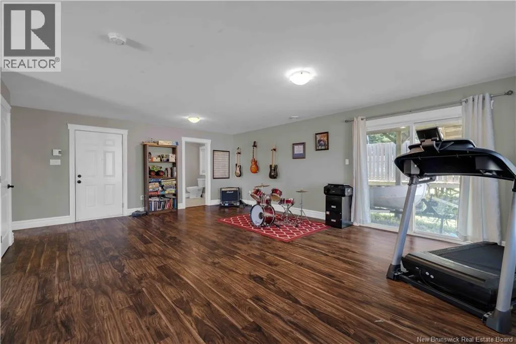 10 Maplecrest Drive