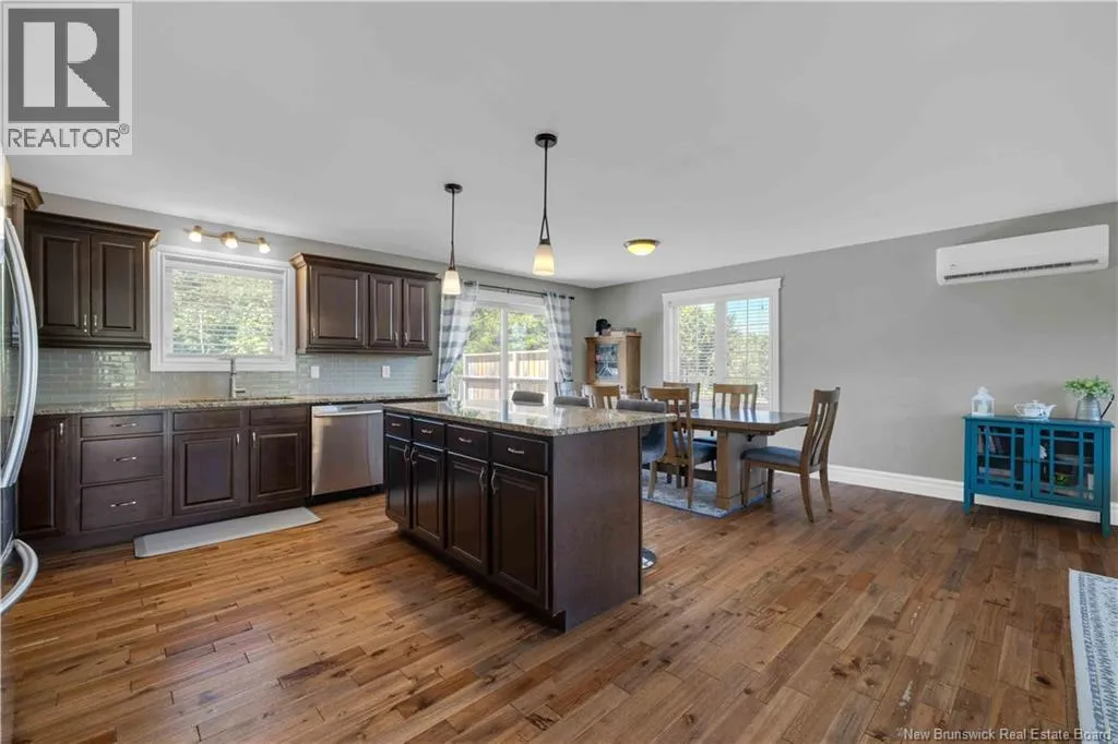10 Maplecrest Drive