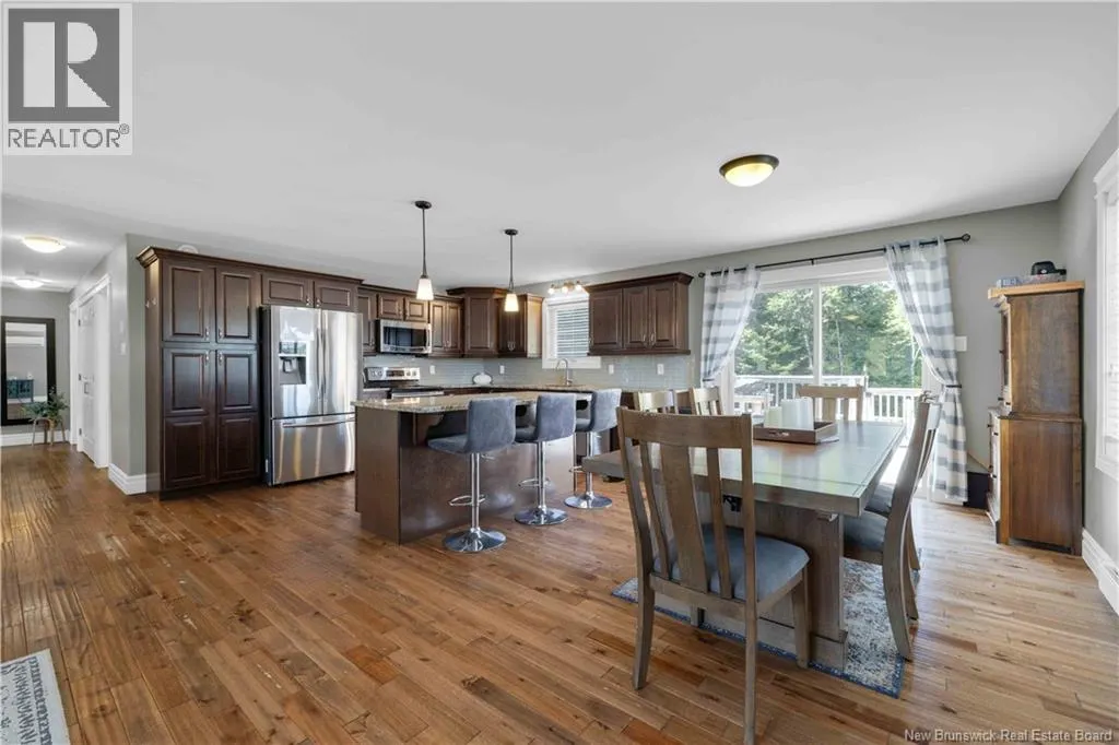 10 Maplecrest Drive