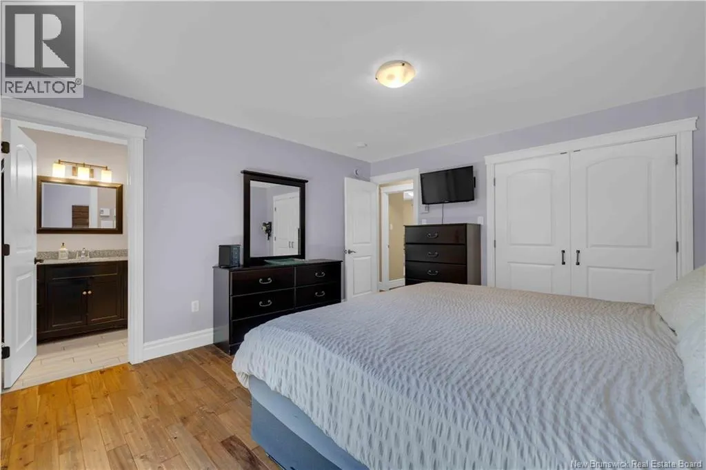 10 Maplecrest Drive