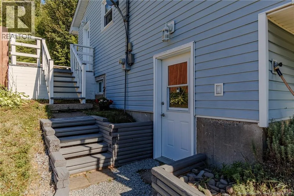 8 Birch Street
