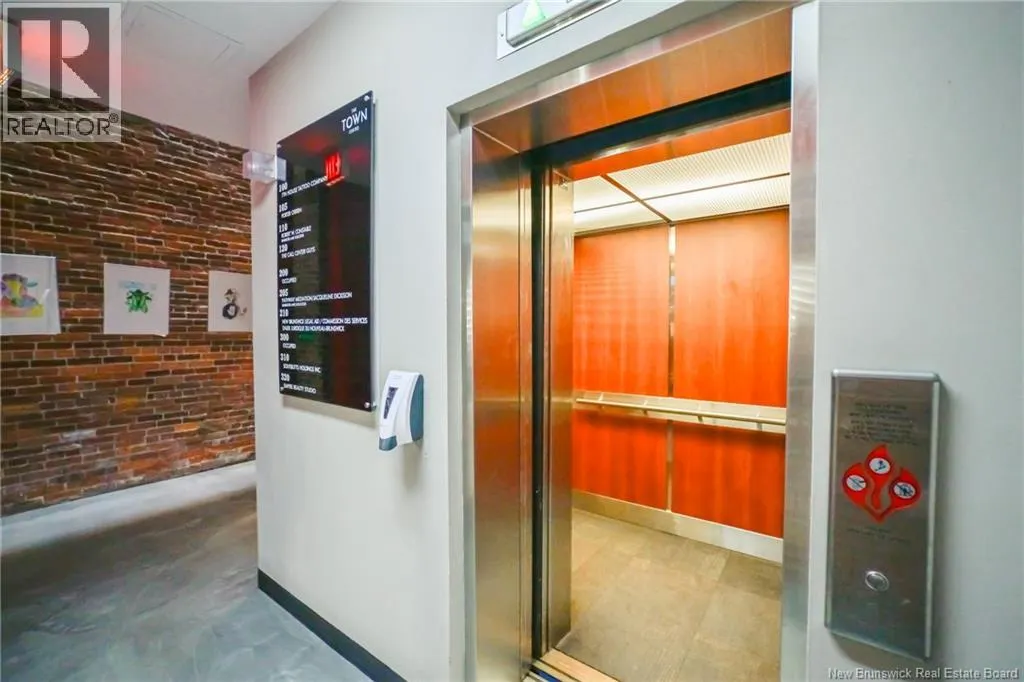 412 Queen Street Unit# 200
