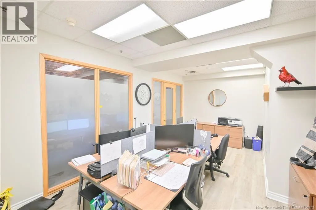 412 Queen Street Unit# 200