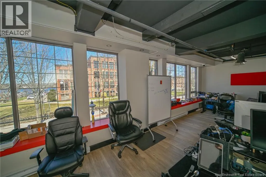 412 Queen Street Unit# 200