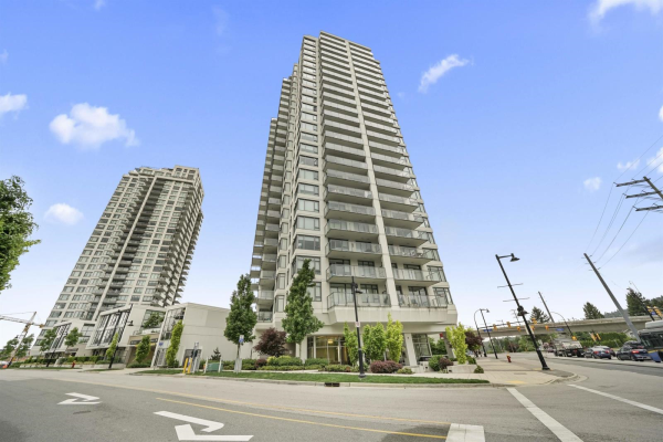 203 602 COMO LAKE AVENUE, Coquitlam