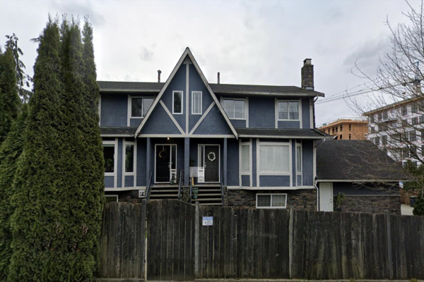 646-648 COMO LAKE AVENUE, Coquitlam