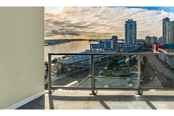 1401 14 BEGBIE STREET, New Westminster