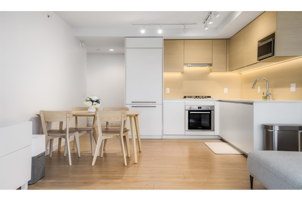 1704 652 WHITING WAY, Coquitlam