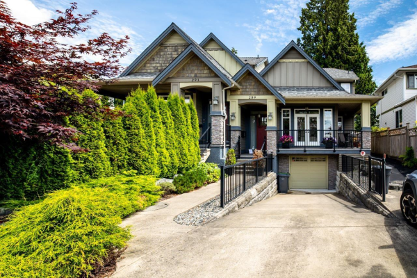 289 TENBY STREET, Coquitlam