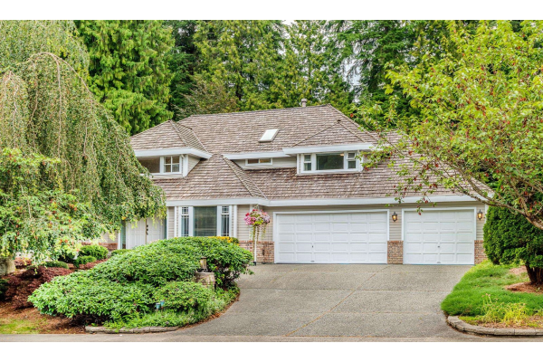 2431 LECLAIR DRIVE, Coquitlam