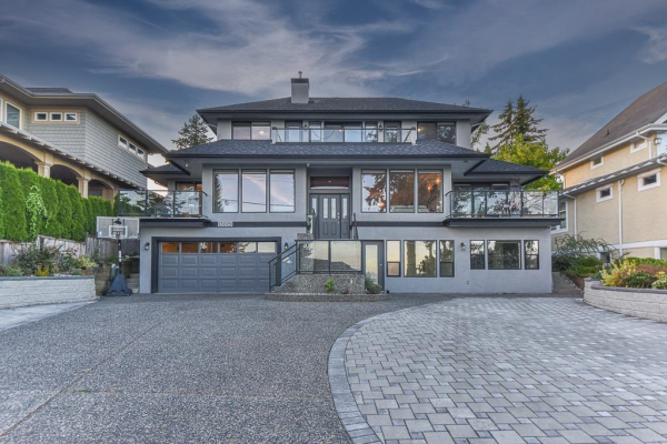 13029 13 AVENUE, Surrey