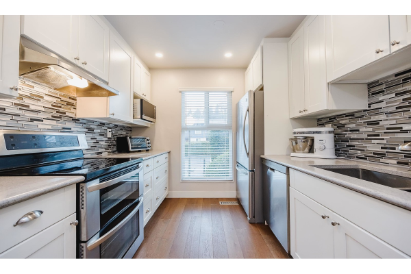 4 300 DECAIRE STREET, Coquitlam