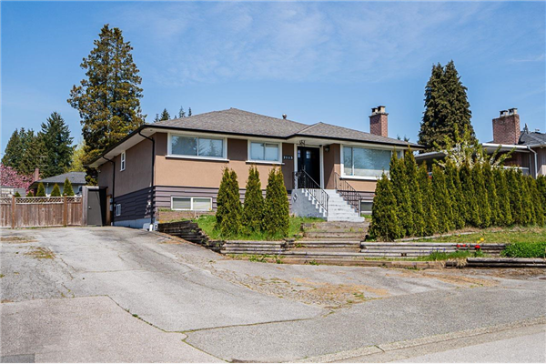 2113 VENICE AVENUE, Coquitlam