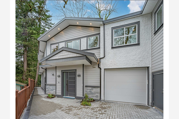 101 1334 CHARLAND STREET, Coquitlam