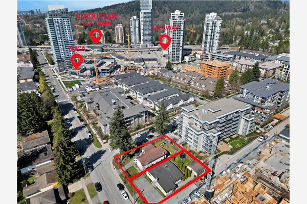 627 SMITH AVENUE, Coquitlam
