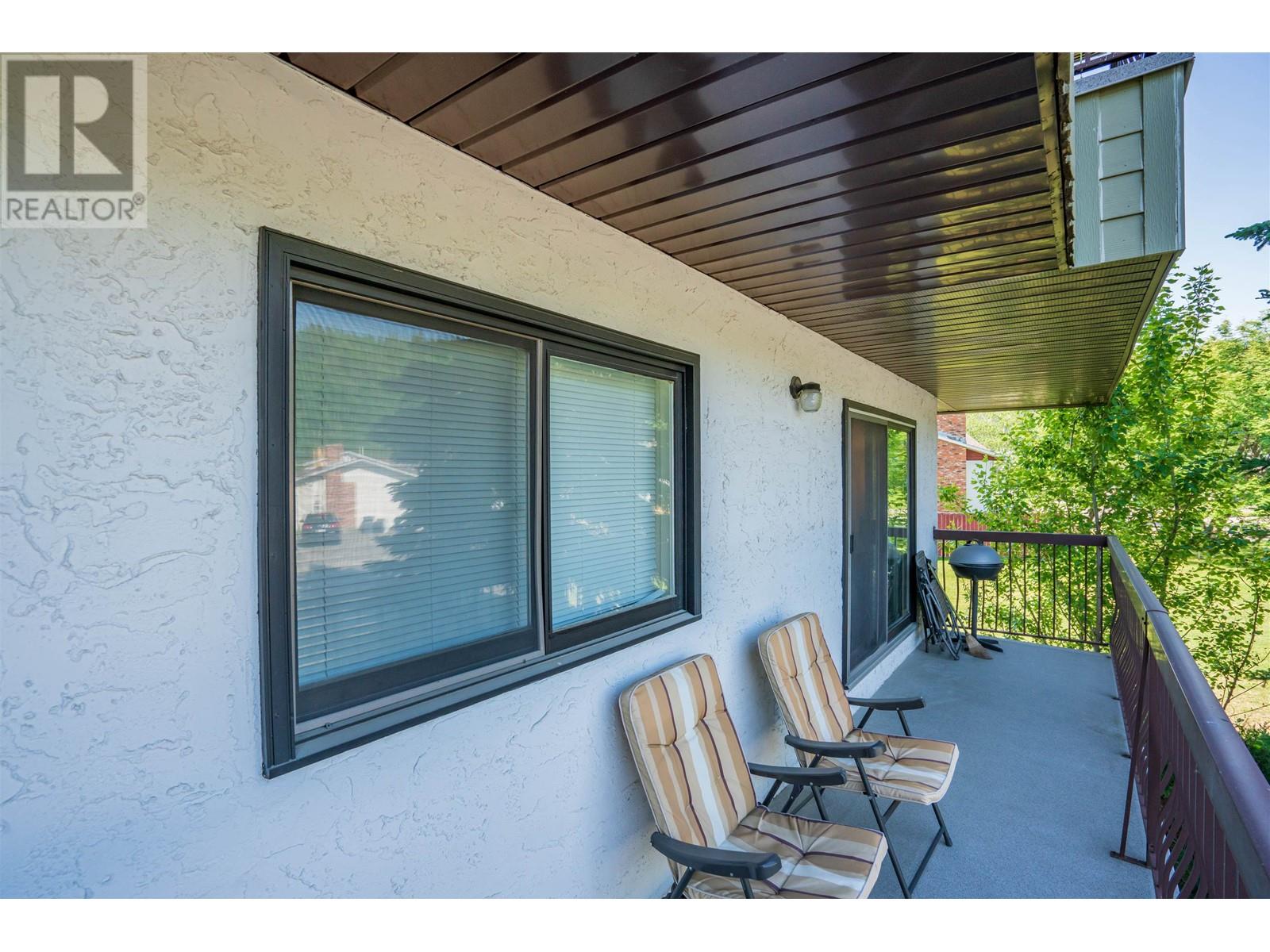 201 392 KILLOREN CRESCENT, #201