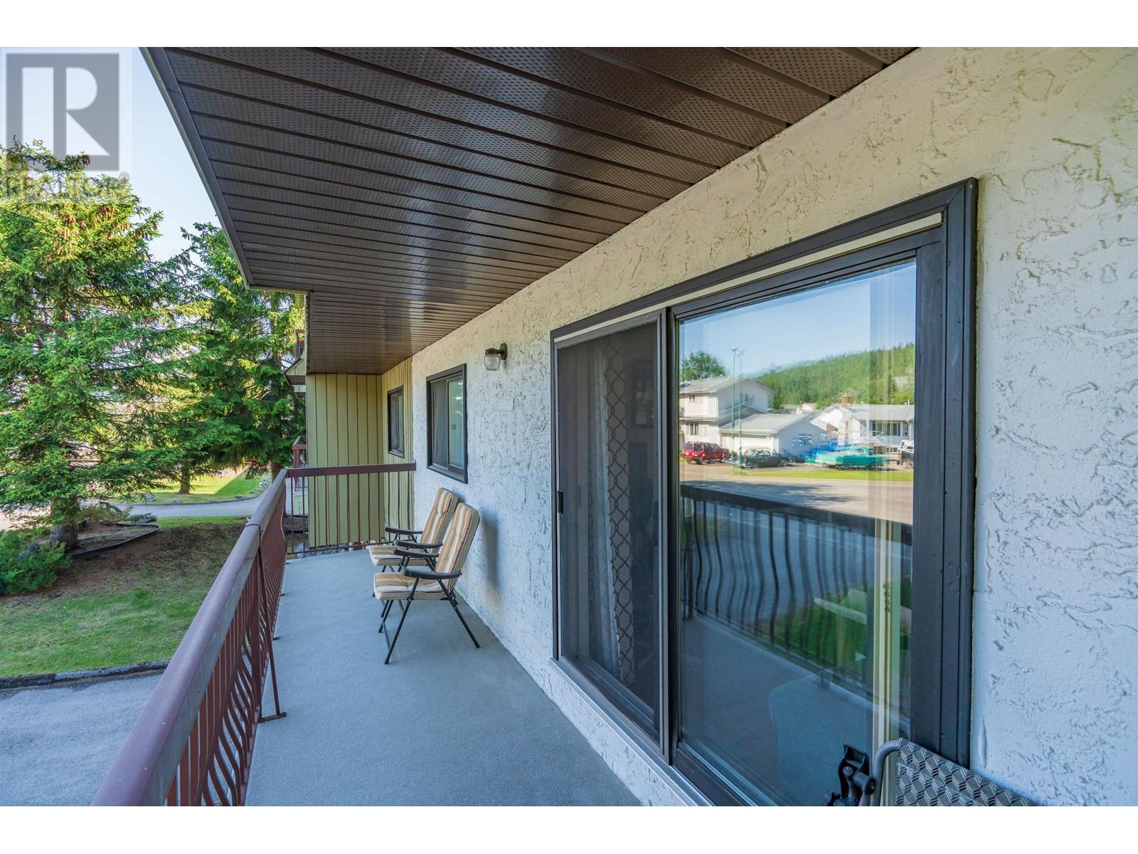 201 392 KILLOREN CRESCENT, #201