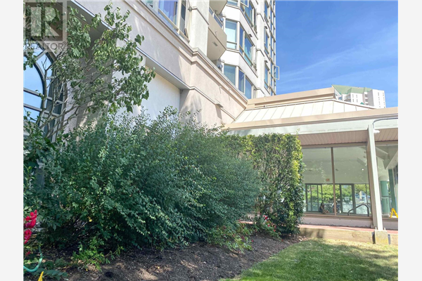 503 3070 GUILDFORD WAY, Coquitlam
