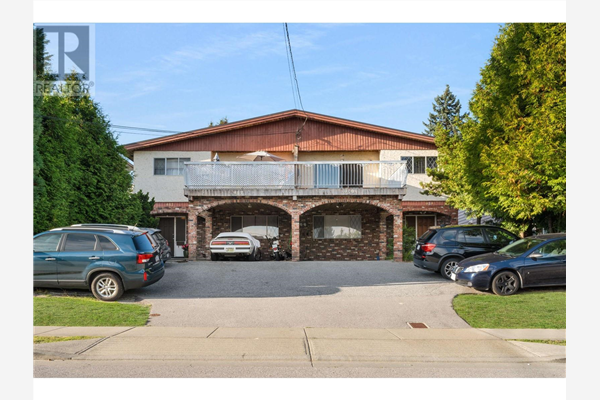 957 959 QUADLING AVENUE, Coquitlam