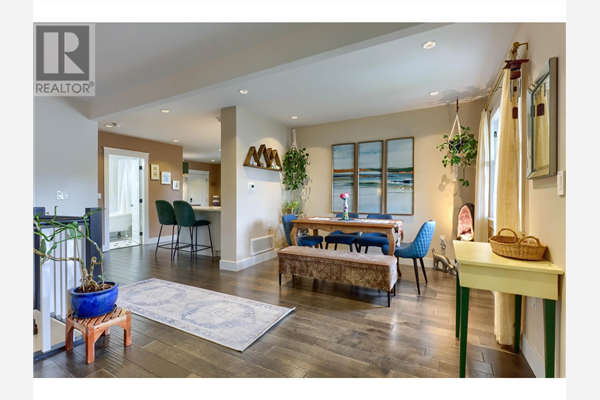207 ALLARD STREET, Coquitlam