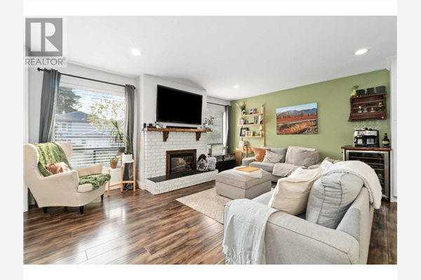 3185 BOWEN DRIVE, Coquitlam