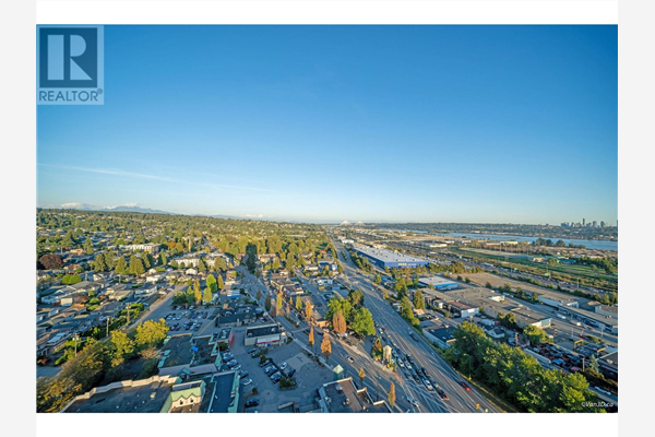 2304 901 LOUGHEED HIGHWAY, Coquitlam