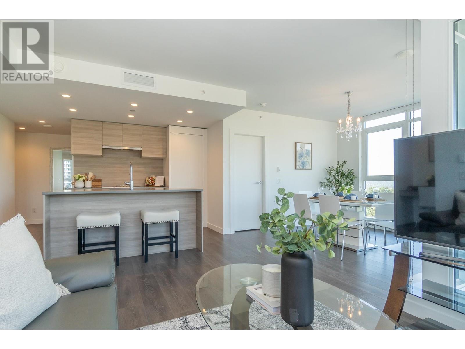 907 652 WHITING WAY, #907