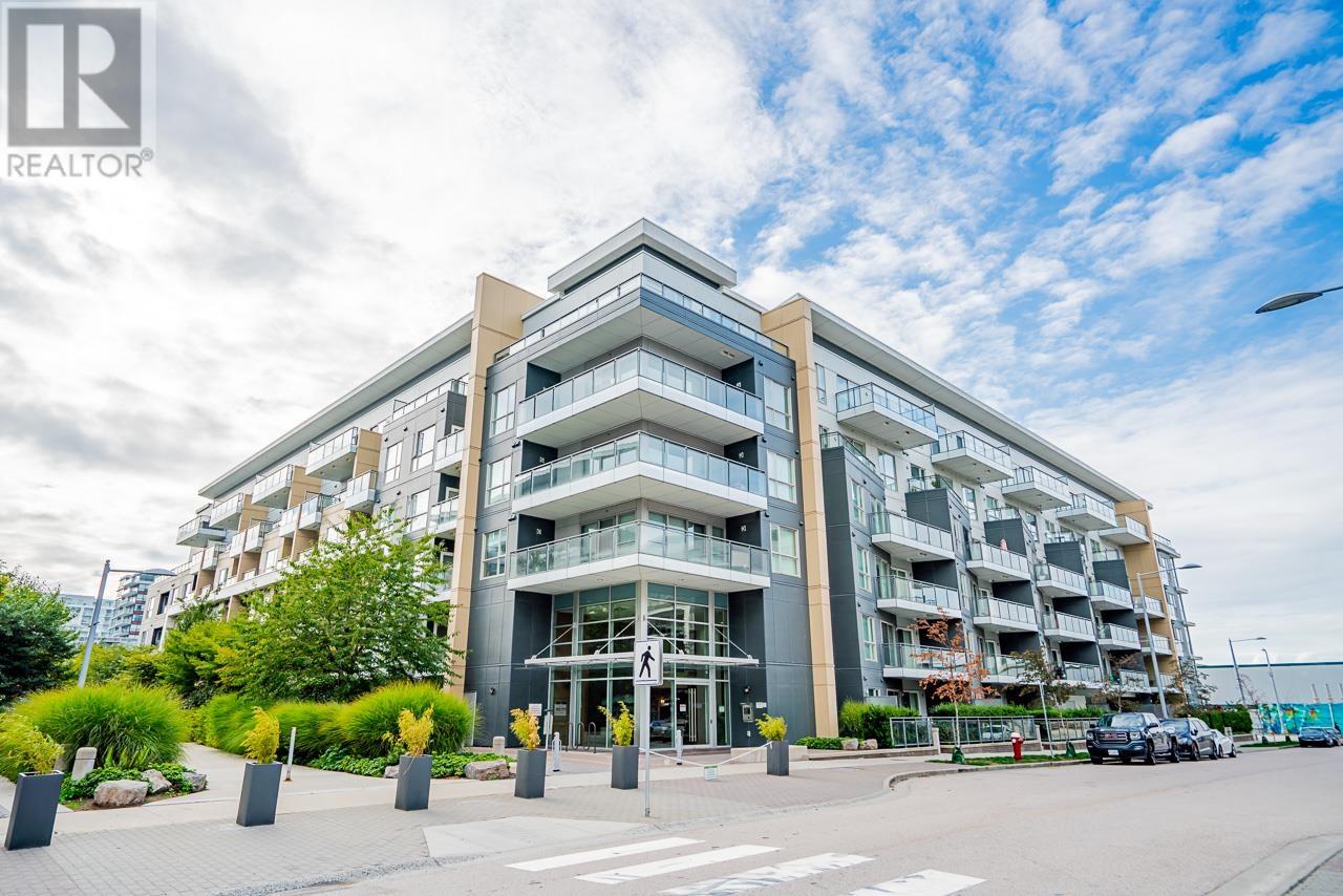226 5311 CEDARBRIDGE WAY, #226