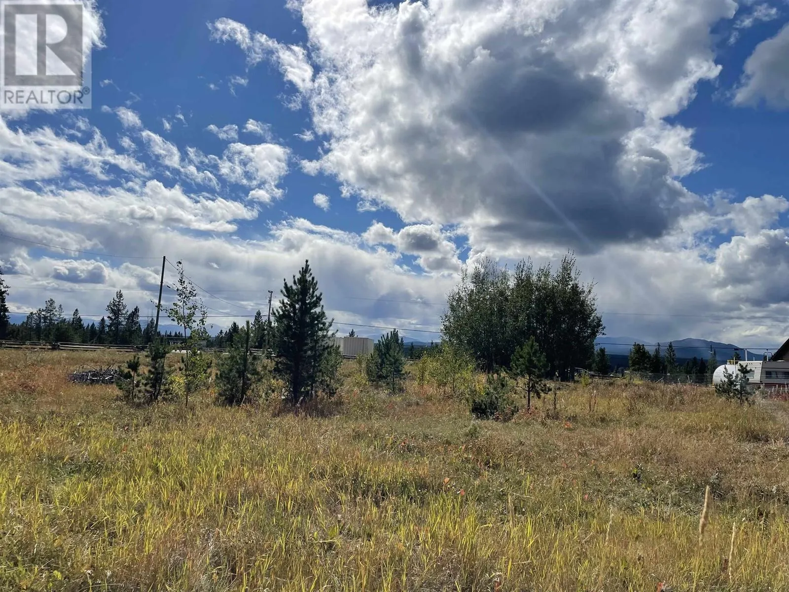 21136 CHILCOTIN 20 HIGHWAY