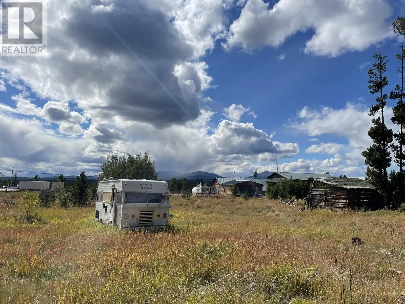 21136 CHILCOTIN 20 HIGHWAY