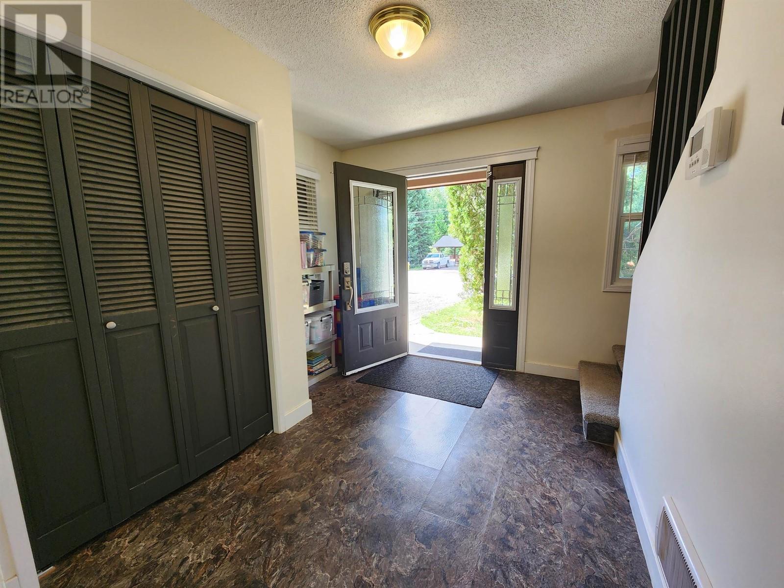 4710 CROCUS CRESCENT