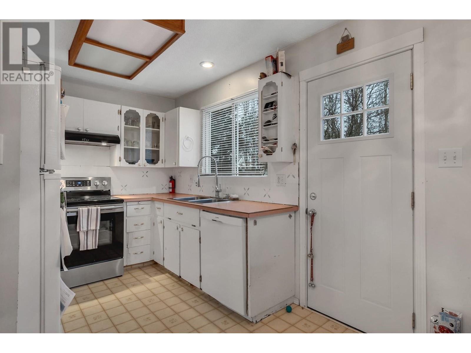 149 LOFTING PLACE