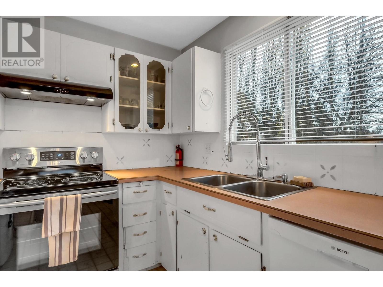 149 LOFTING PLACE