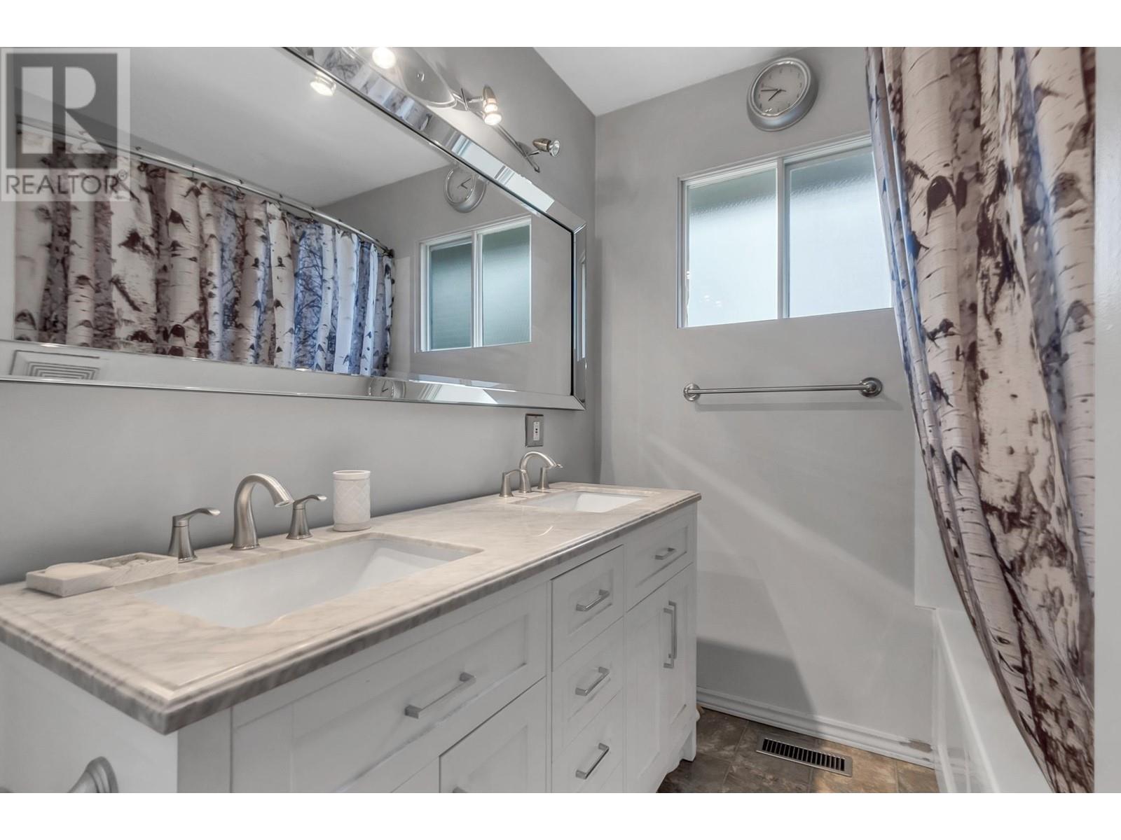 149 LOFTING PLACE