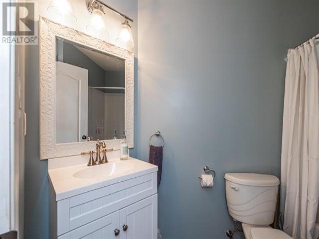 2454 PANORAMA CRESCENT