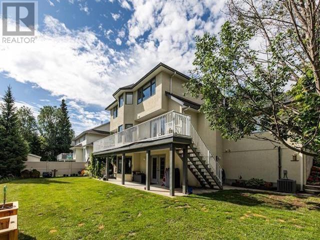 2454 PANORAMA CRESCENT