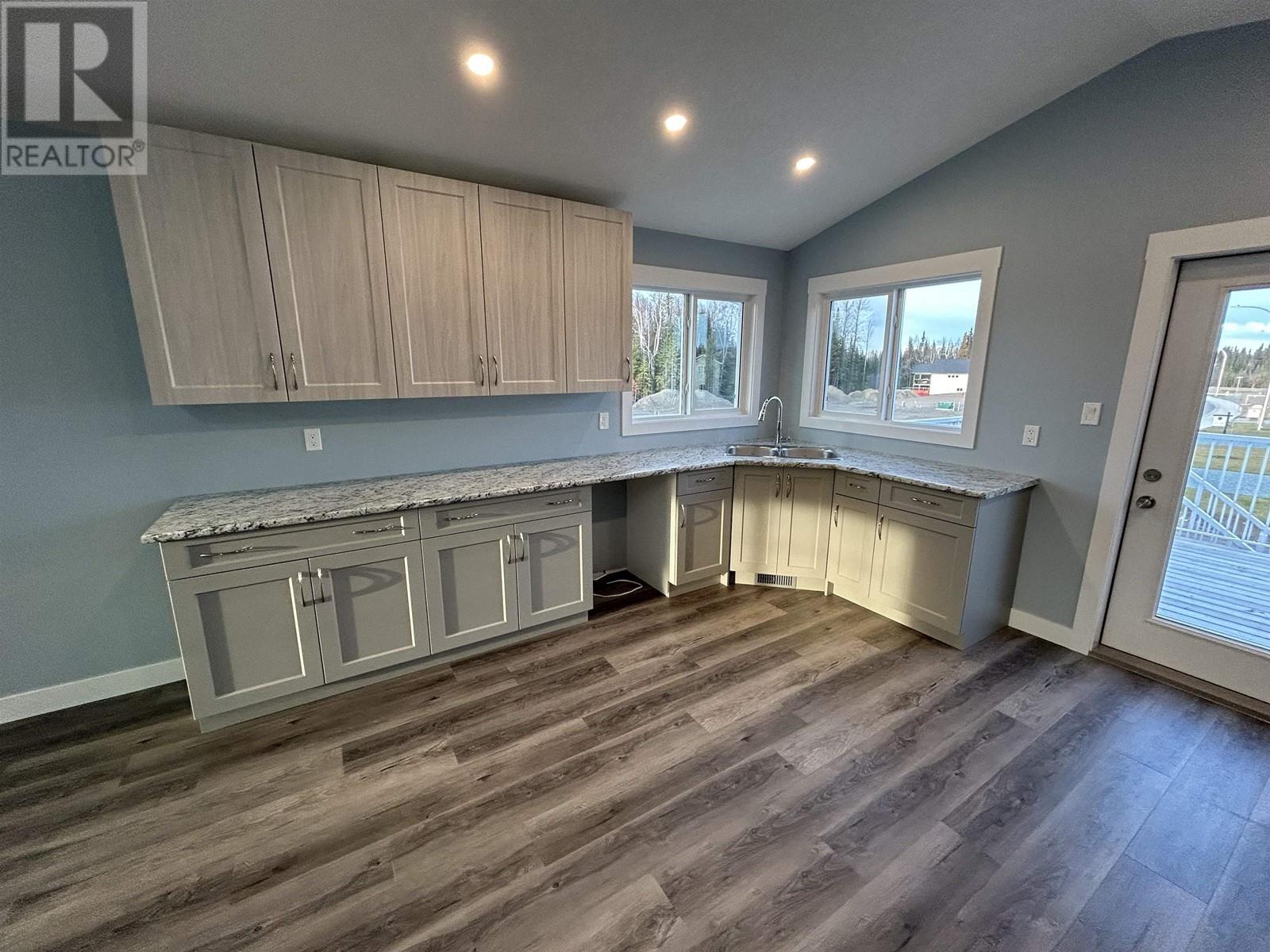 5530 W VENTA DRIVE