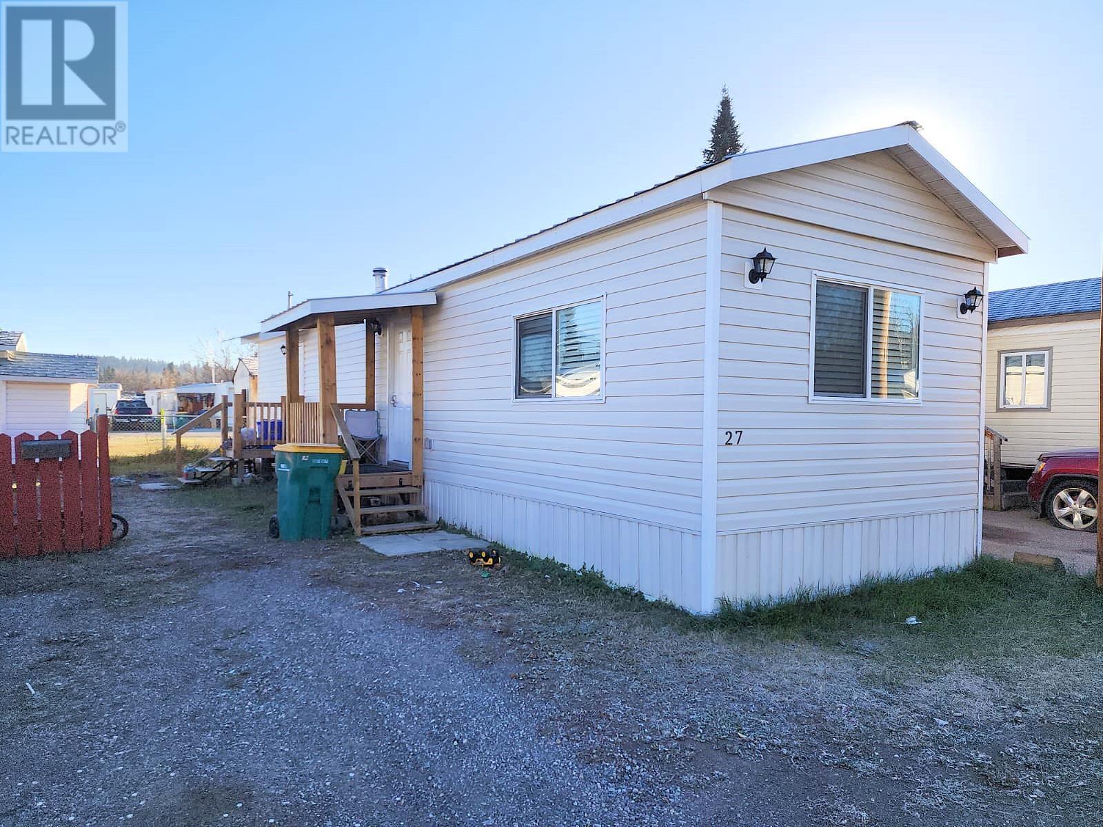 27 3730 LANSDOWNE ROAD, #27