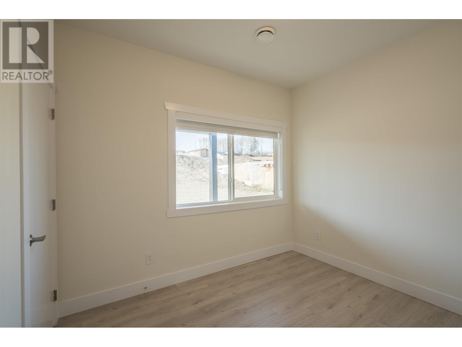 2953 MUNRO WAY