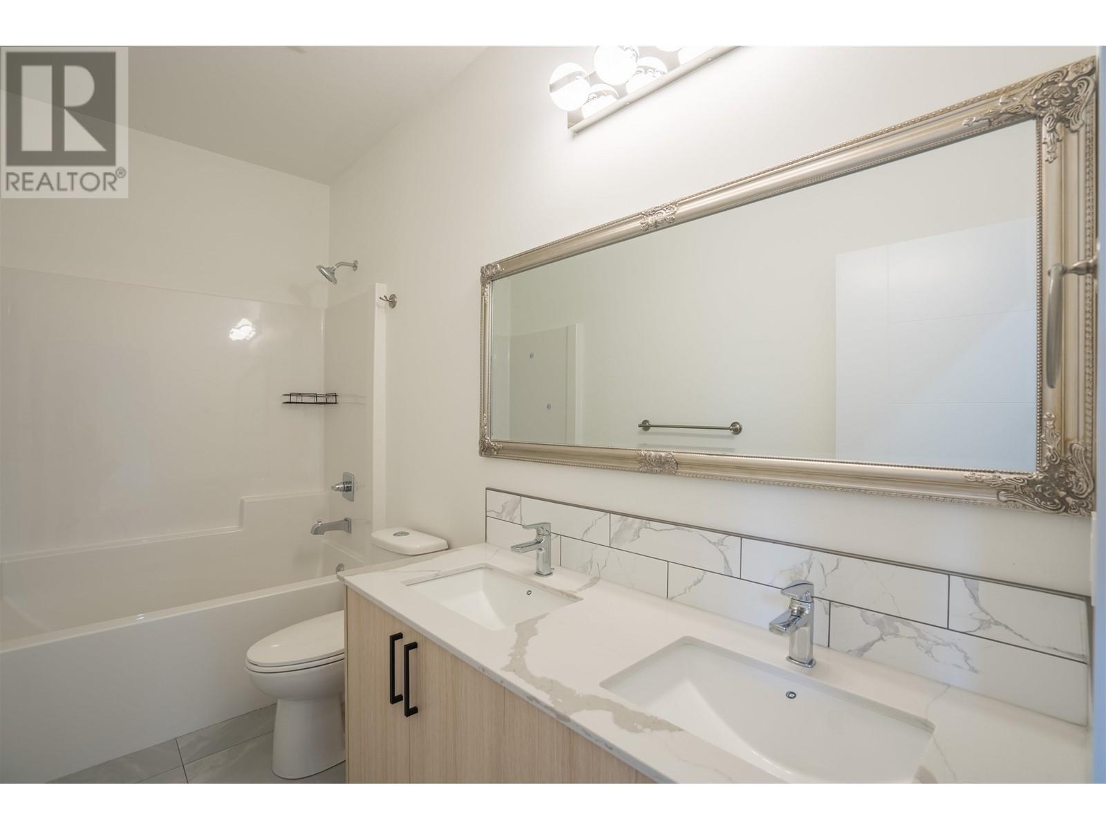 2953 MUNRO WAY