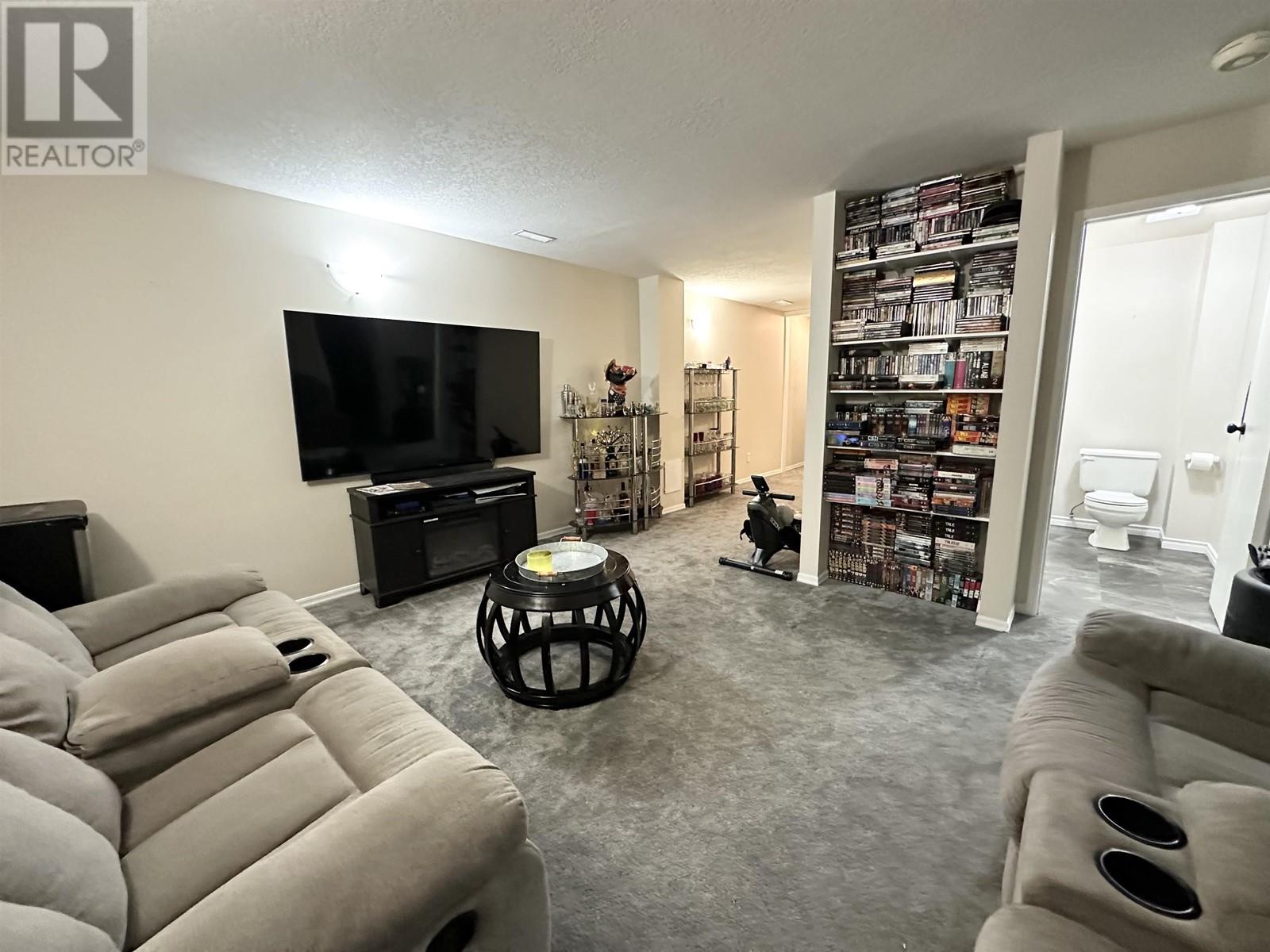 3789 SHANE CRESCENT