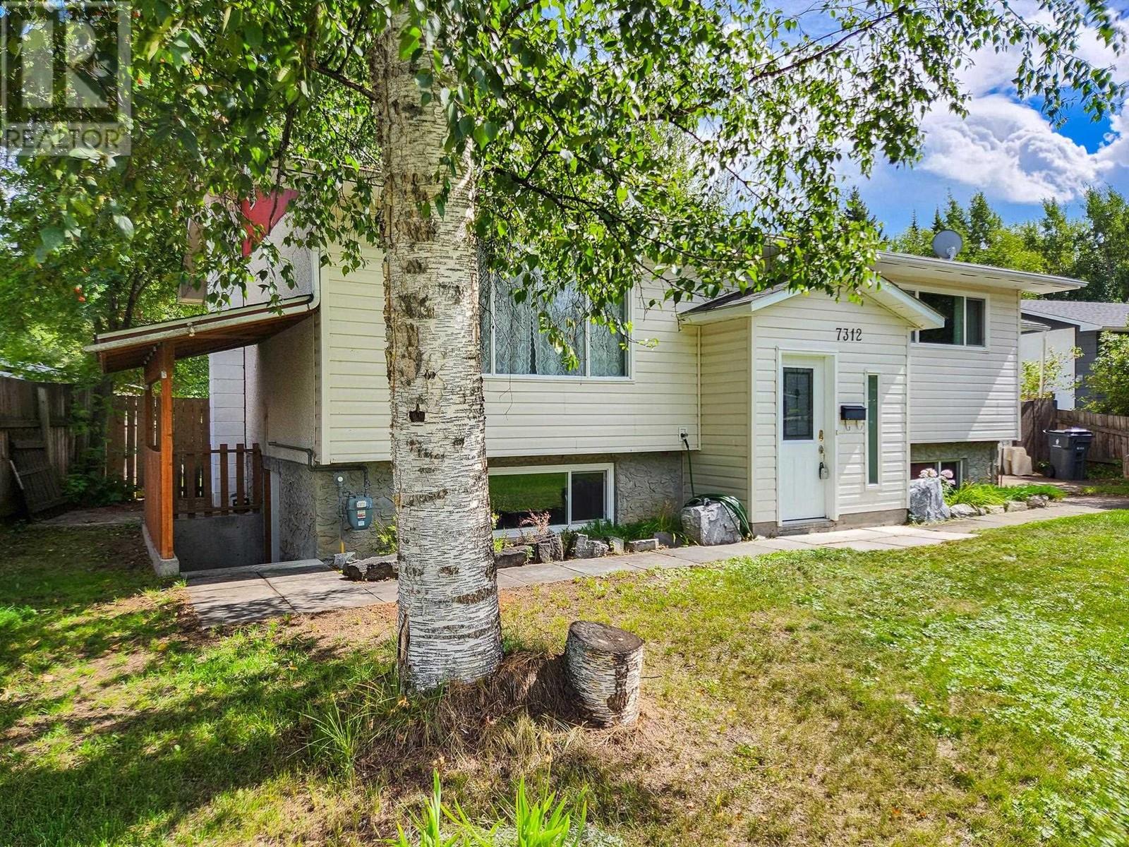 7312 IMPERIAL CRESCENT