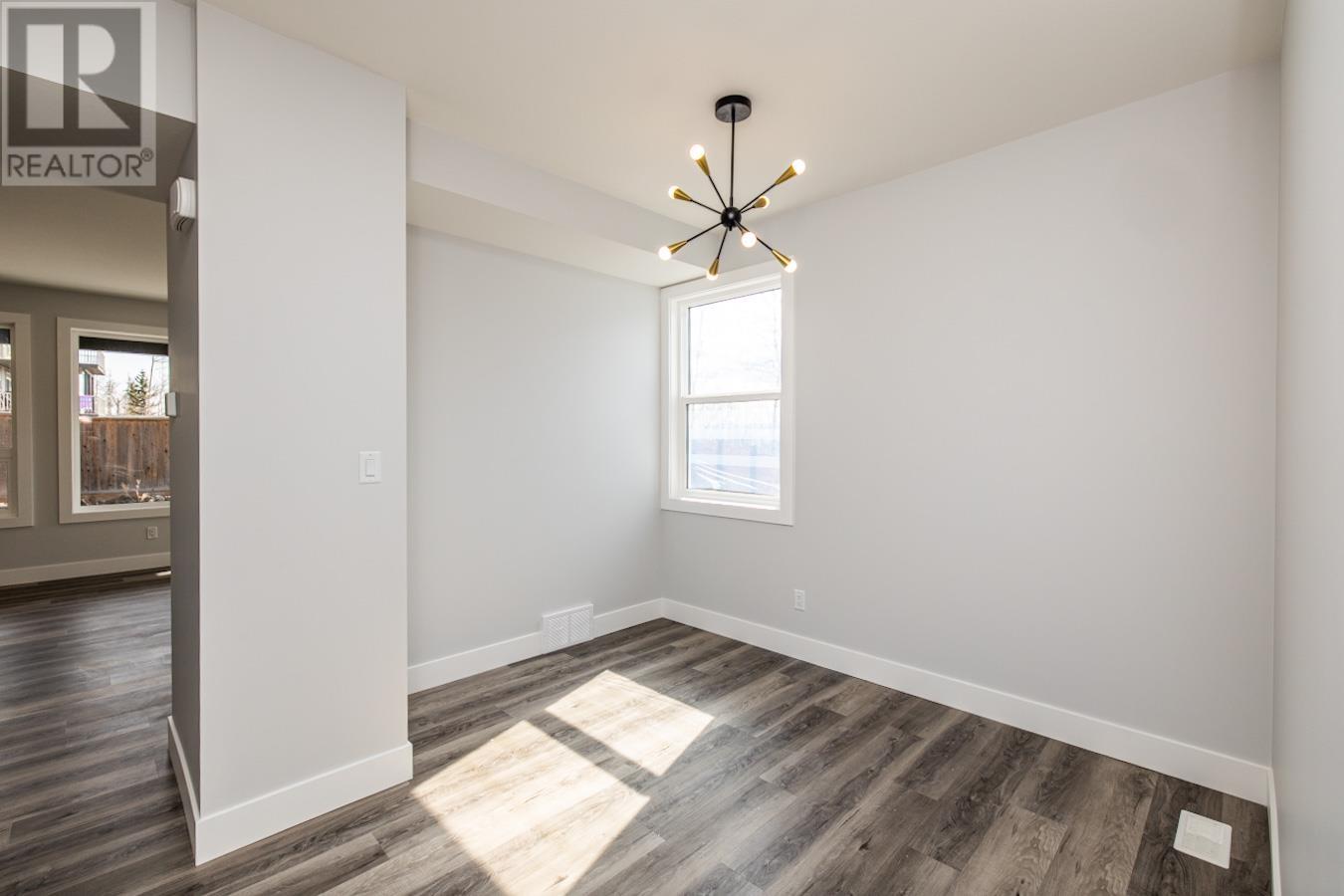1127 MONARCH COURT