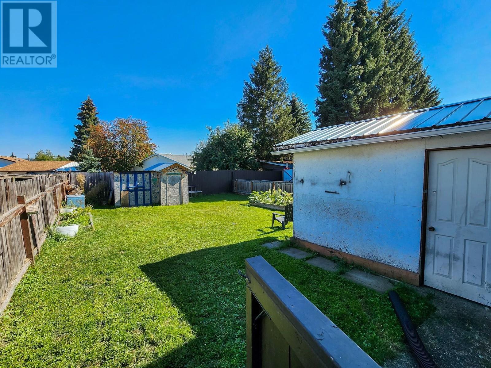 2836-2838 ALEXANDER CRESCENT