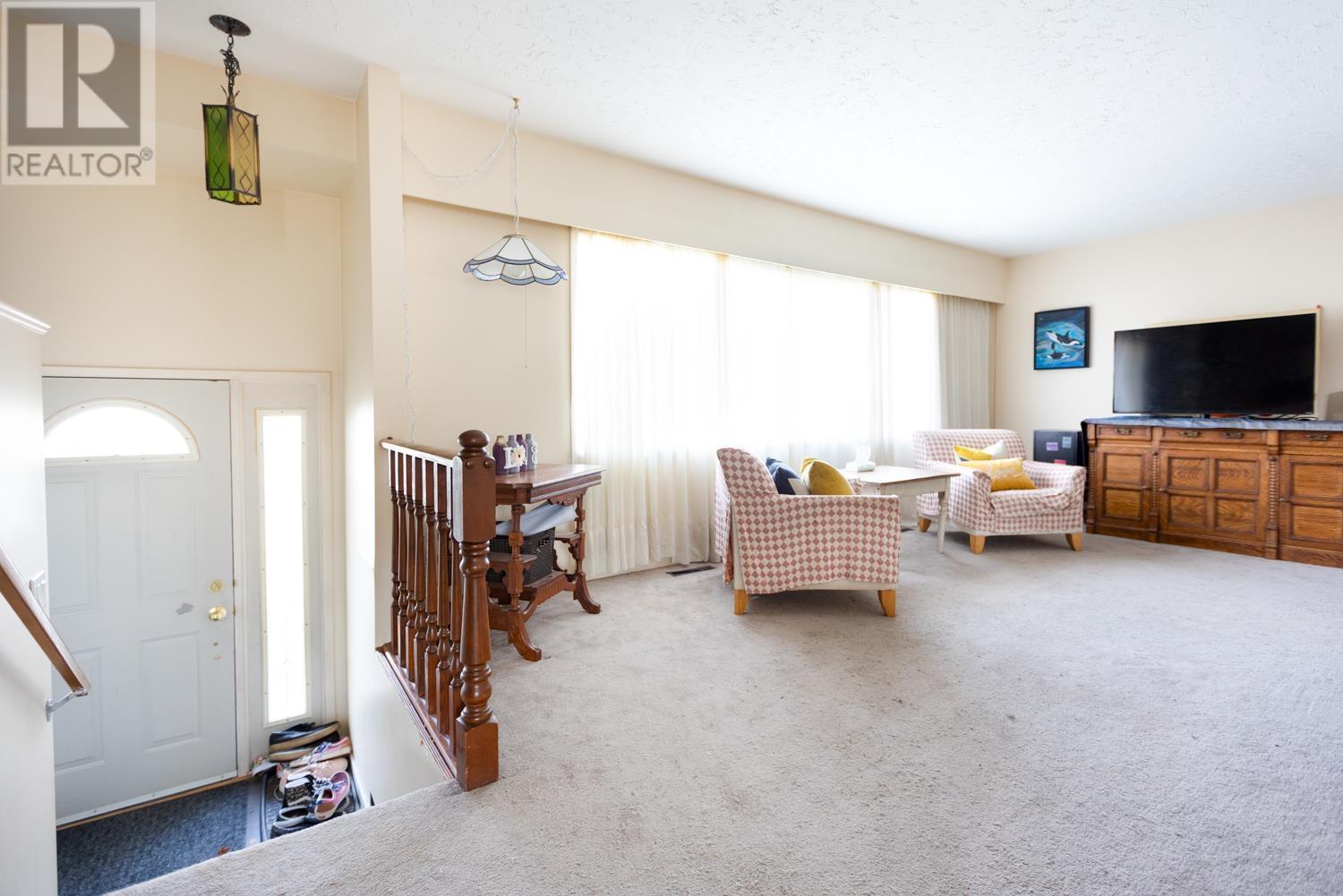 1123 CHILAKO AVENUE