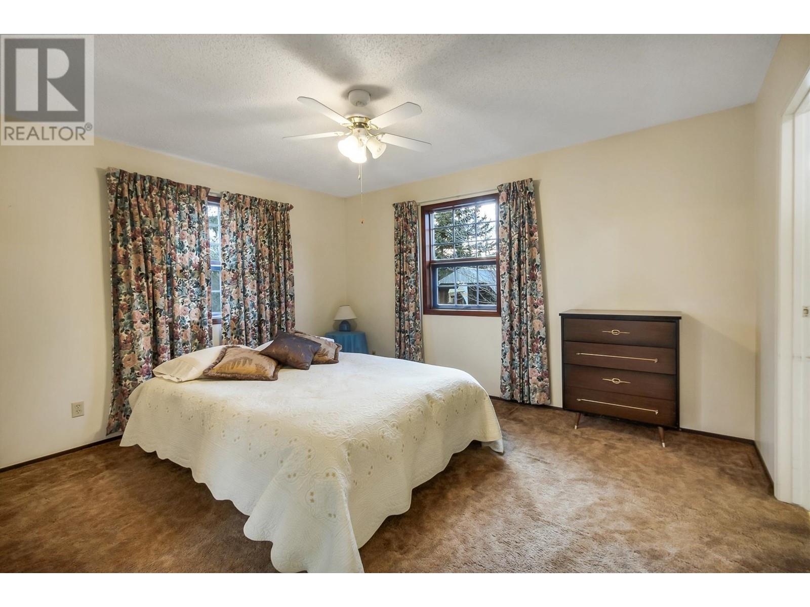 6569 DRIFTWOOD ROAD